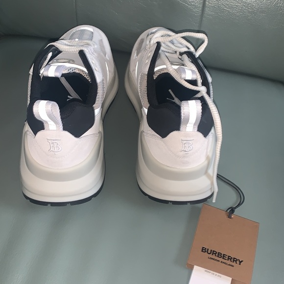 Burberry NWT authentic Sean Sneaker (Women) - Picture 5 of 10